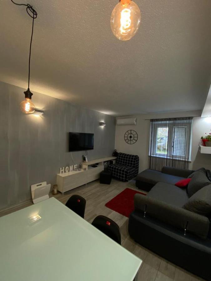 Guesthause Antonio Hotel Split Buitenkant foto