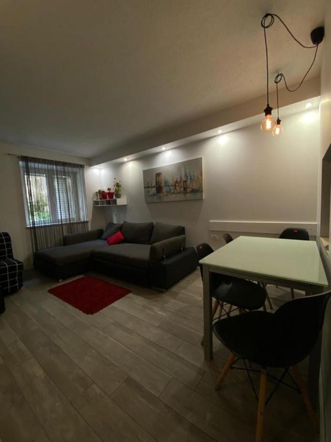 Guesthause Antonio Hotel Split Buitenkant foto