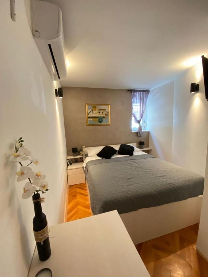 Guesthause Antonio Hotel Split Buitenkant foto