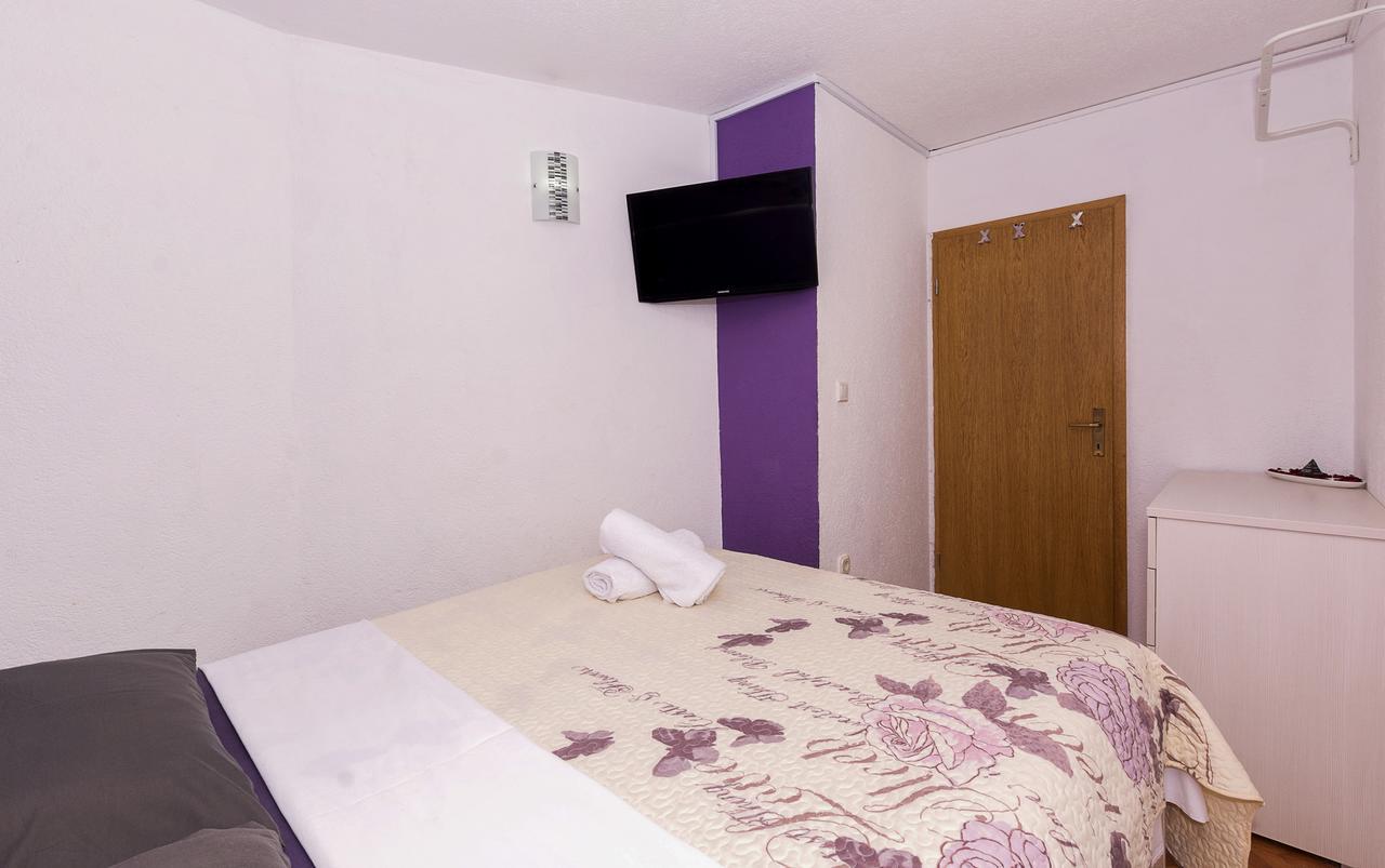 Guesthause Antonio Hotel Split Buitenkant foto